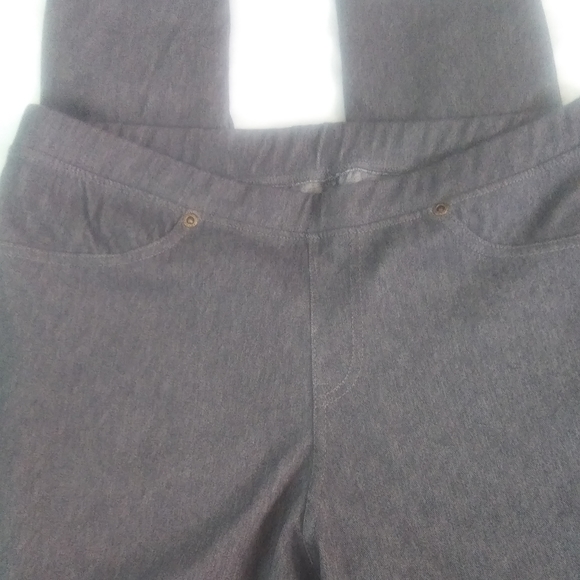 Women's Grey Denim Jeggings - Picture 4 of 6